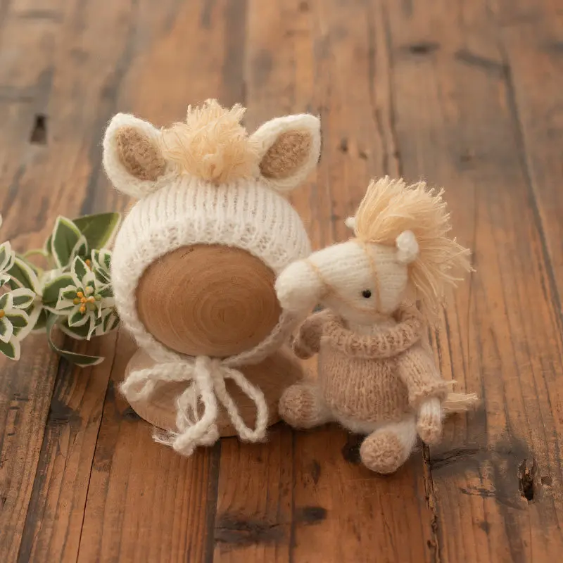 horse doll & hat-8